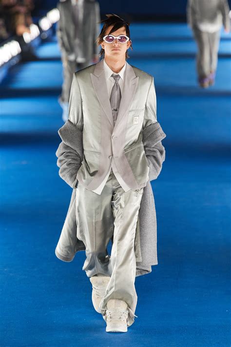 dior men runway vogue|dior men's fashion.